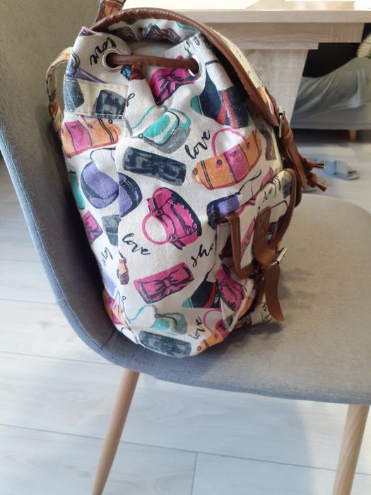 Дамска раница 12лв