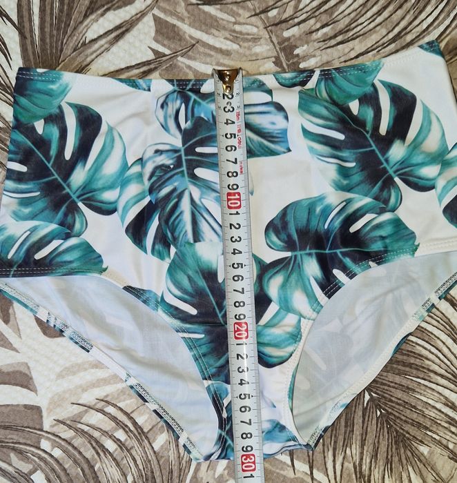 New КУПАЛЬНИК с защитой от солнца(с длинными рукавами) размер:M