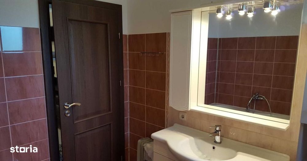 Apartament 3 camere 70mp,zona Manastur, finisat modern, terasa 12mp — fotografia 1