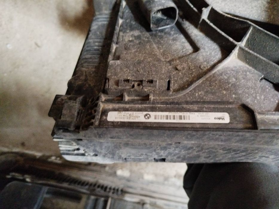 Пачка радиатори за бмв G20 G21 G22