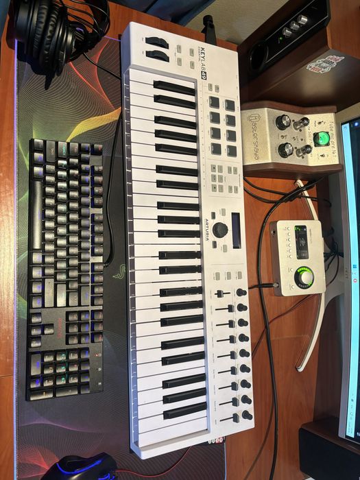 Срочно продам студия звукозаписий: 1 500 000 тг. - Студийное ...