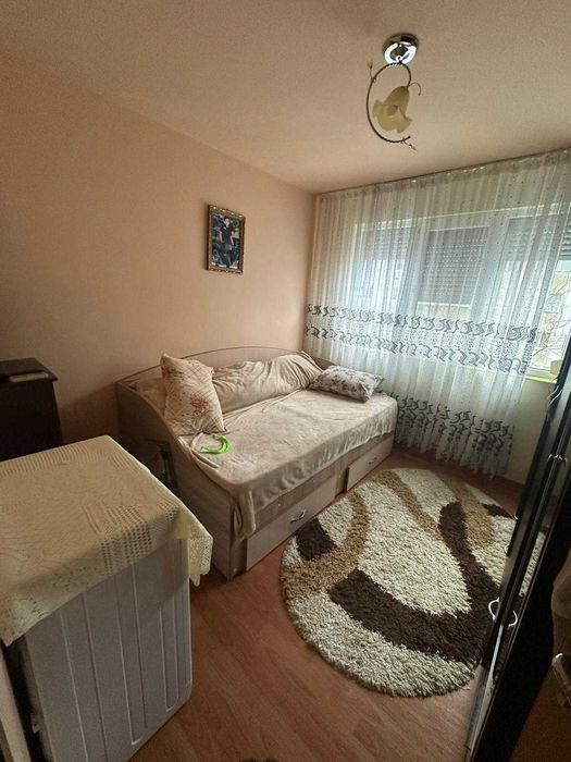 Vand apartament 2 camere ,confort2,etaj 3,Viziru 2