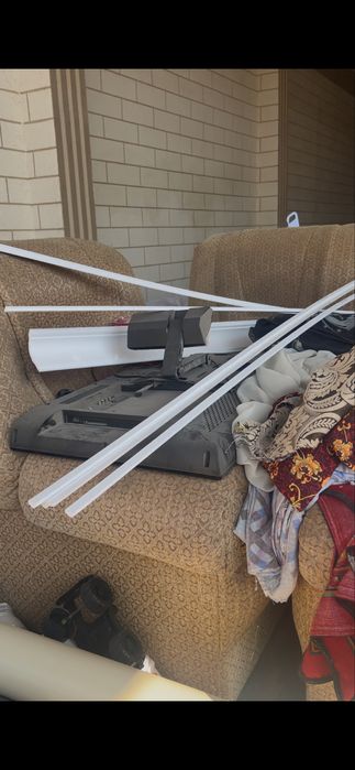 Divan kreslo sotiladi xolati yaxshi