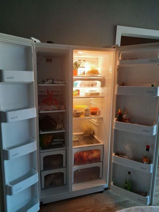 Продается Холодильник