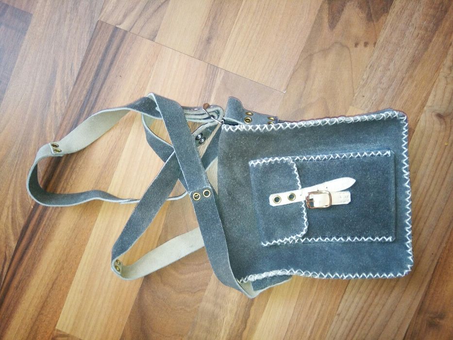 Geanta piele intoarsa,gentuta bavareza ,stare foarte buna