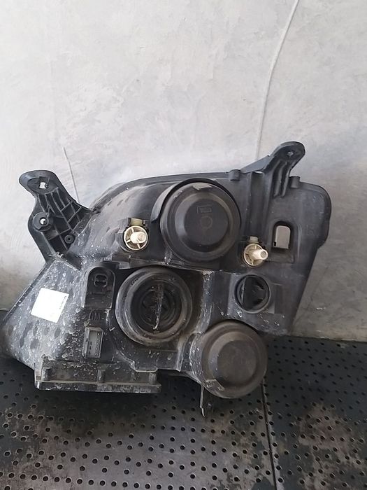 Far dreapta opel meriva a x03 93321053 89308560