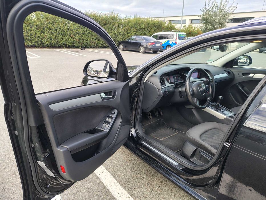 Audi A4 B8 1.8 TFSI   EURO 5 Negru
