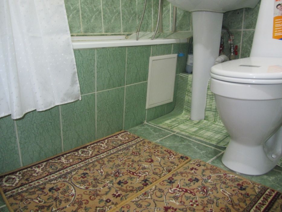 Шевченко - Ауэзова    ТРЦ Глобус   ИРМ    от хозяина