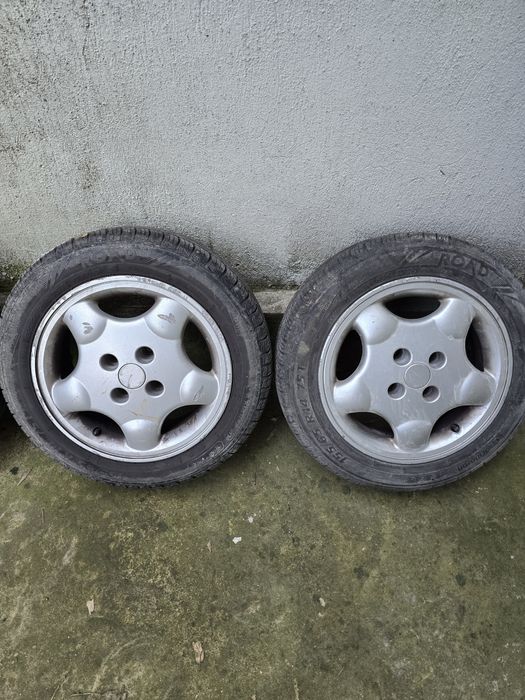 Продавам ляти джанти с нови гуми за рено туинго