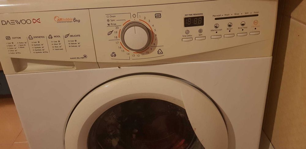 Masina de spalat rufe slim placa electronică defectă/ Daewoo DWDM8031