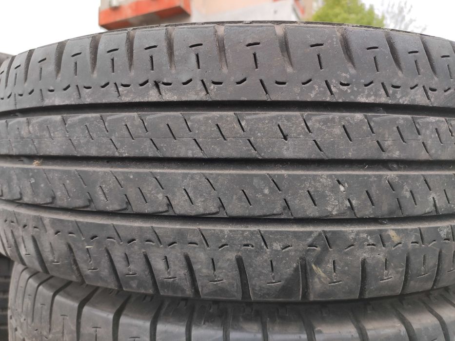 4бр Летни гуми за бус 215 70 15 С - Michelin