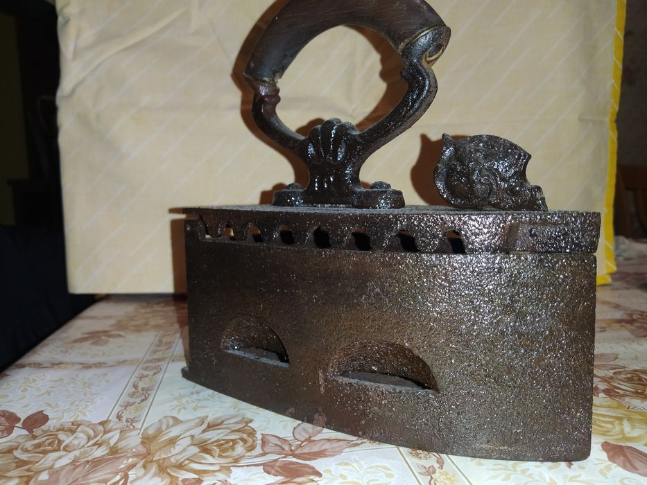 Ретро ютия на жар