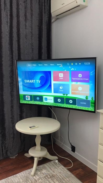 Установка кронштейна на телевизор