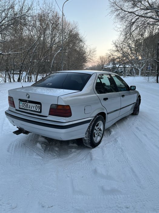 BMW E36 на активном ходу