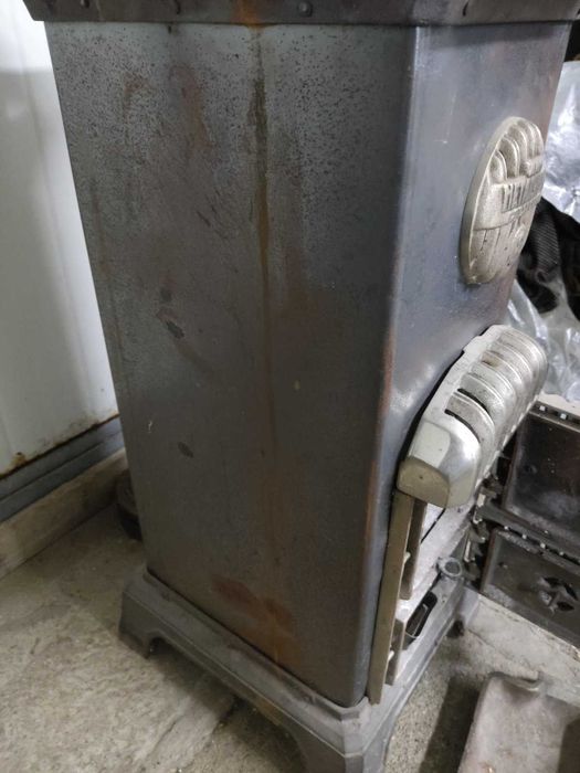 Автентична ретро печка на дърва Металургия 2