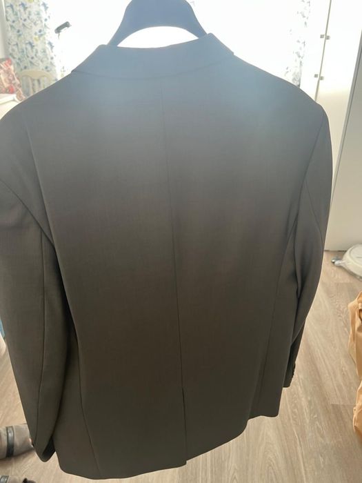 Продам мужской костюм