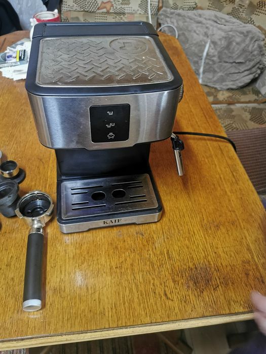 Espressor manual 3 in 1, Capsule/cafea macinata/pad cafea