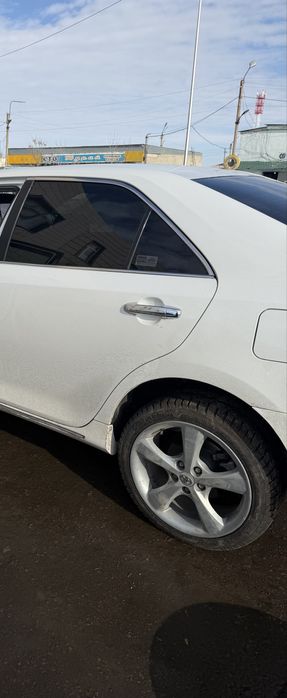 Продам титанку на 18 размер Тайота