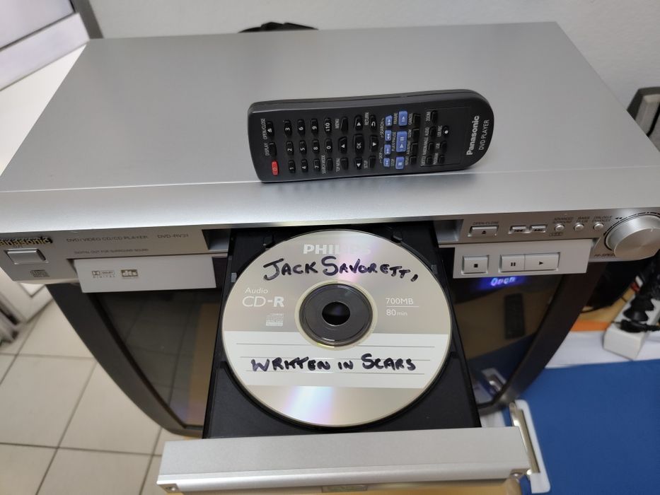 CD, DVD player Panasonic RV31 DAC audio de 96kHz/24 biți Bass Plus