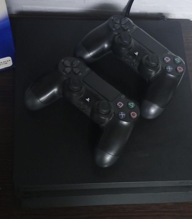 Продам Sony PlayStation slim