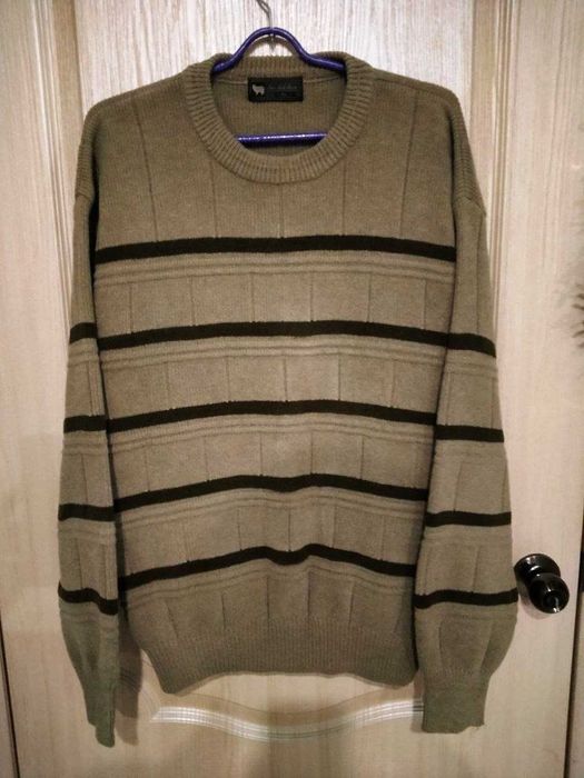 Свитер мужской. Толстый