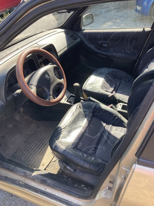 Пежо 306 2.0 HDI 2броя за части.