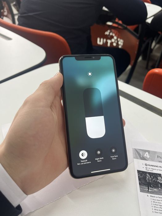 iphone xs max srochna sotiladi