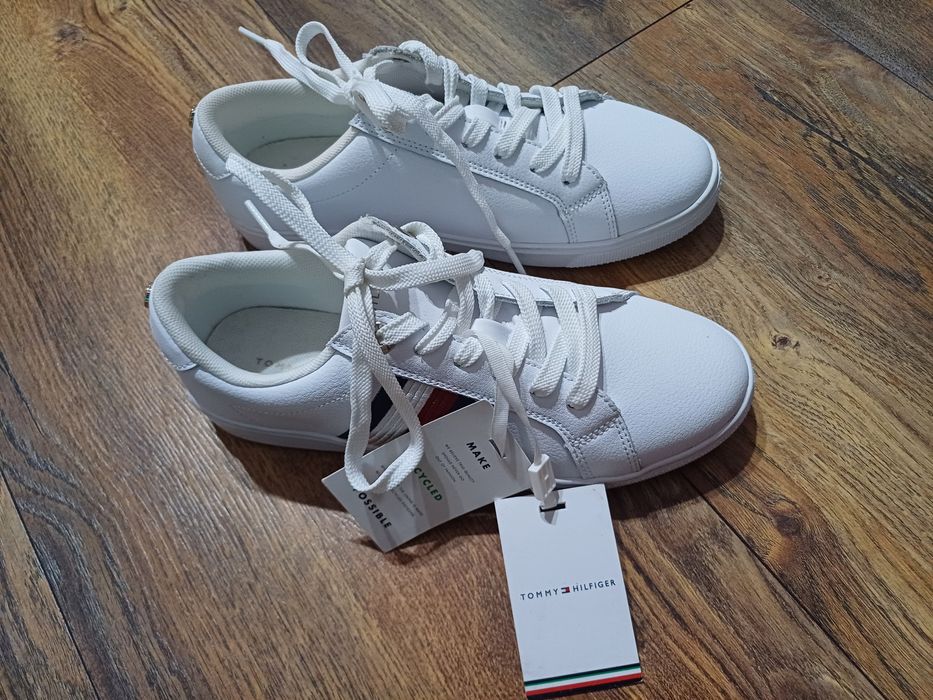 Детски ниски сникърси Tommy Hilfiger