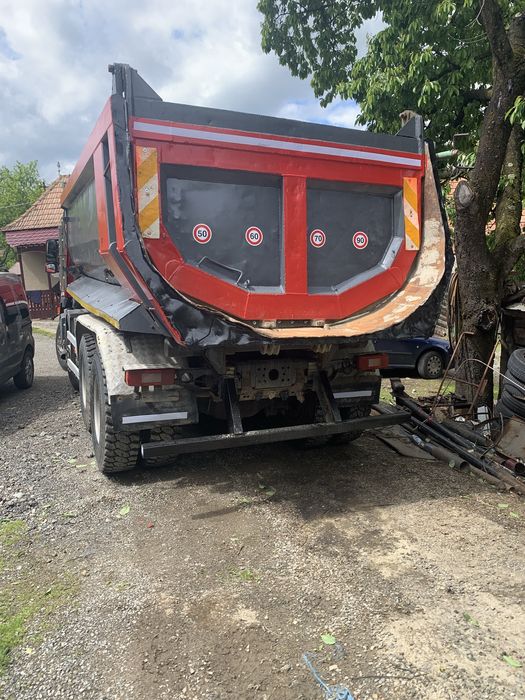 Vind basculanta 8x4 Volvo