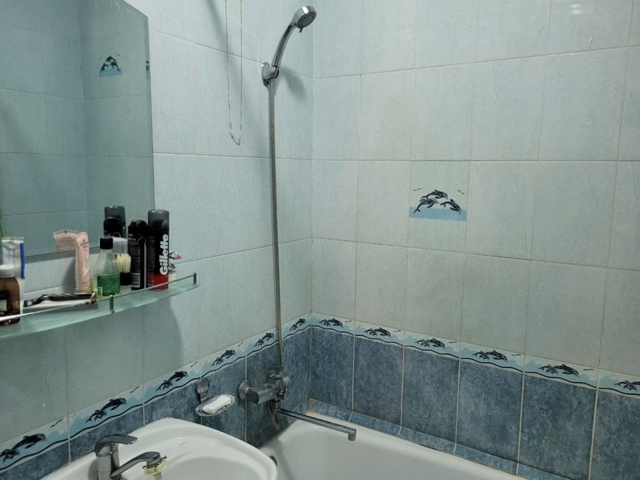 Продается 4х комнатная квартира на Юнусабаде 12 квартал.