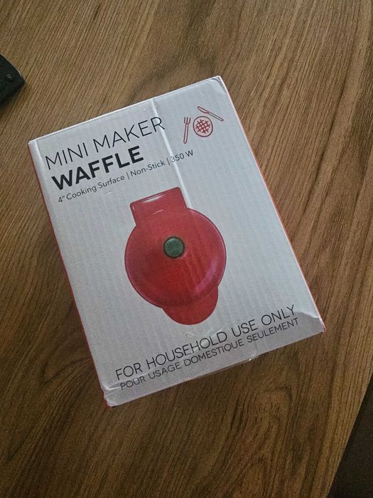 Вафельница электрическая