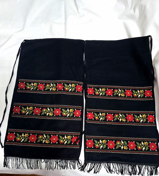 Costum traditional nou