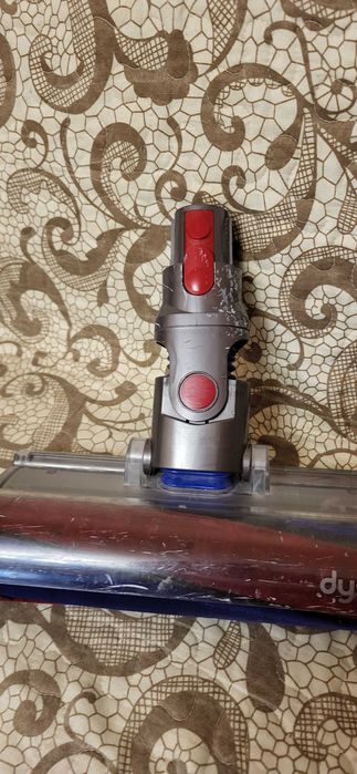 DYSON Perie de piese 50 leii