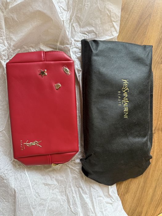 Geantă de voiaj YSL Yves Saint Laurent Beaute pentru femei, din piele ecologică roșie, fără curea