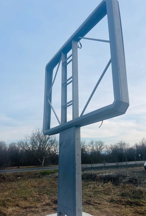 Билборд тип Пизa