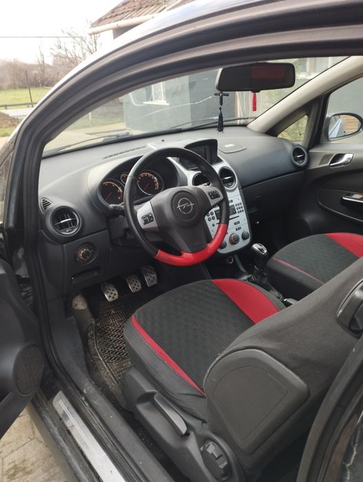 Vând Opel CORSA 1.7 diesel