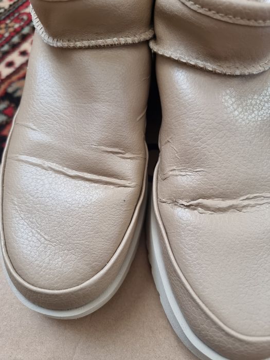 Cizme UGG vegan leather
