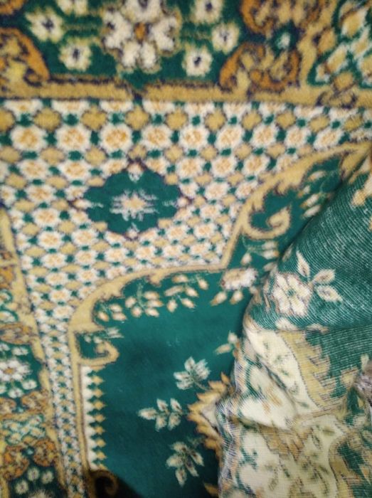 Продам ковры, б/у, после химчистки, в отличном виде.