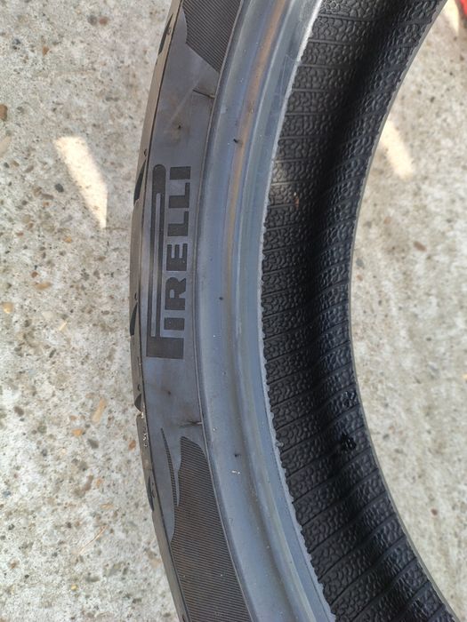 Anvelopa 120/70/ZR 17