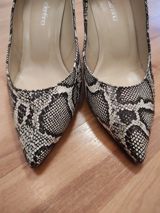 Vand pantofi stiletto model snake