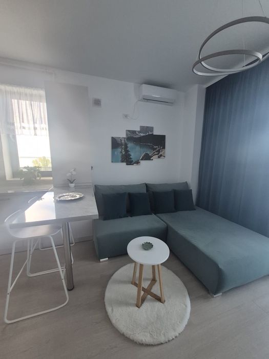 Apartament 2 camere de închiriat pe termen lung, zona Cazino Mamaia, vedere mare / lac