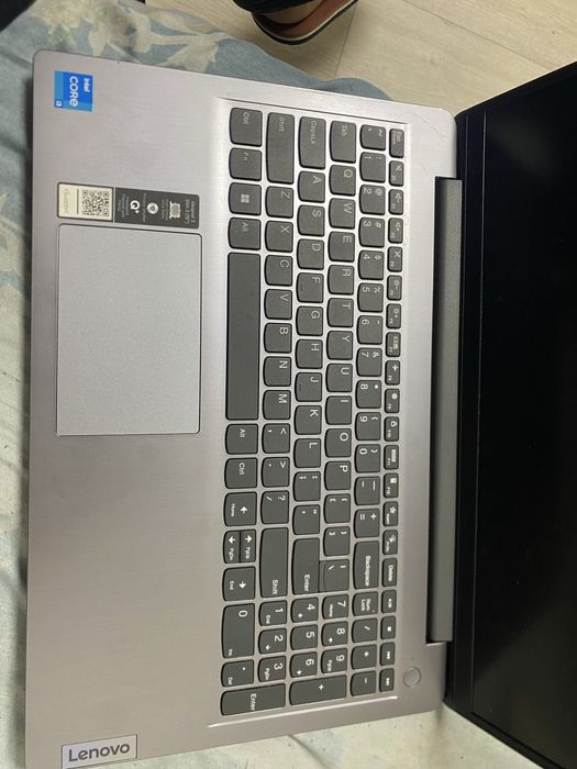 ноутбук Lenovo Ideapad 3