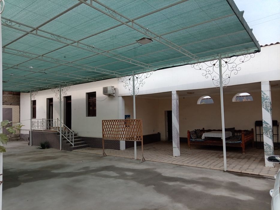 Беш болада жойлашган ховли уй сотилади