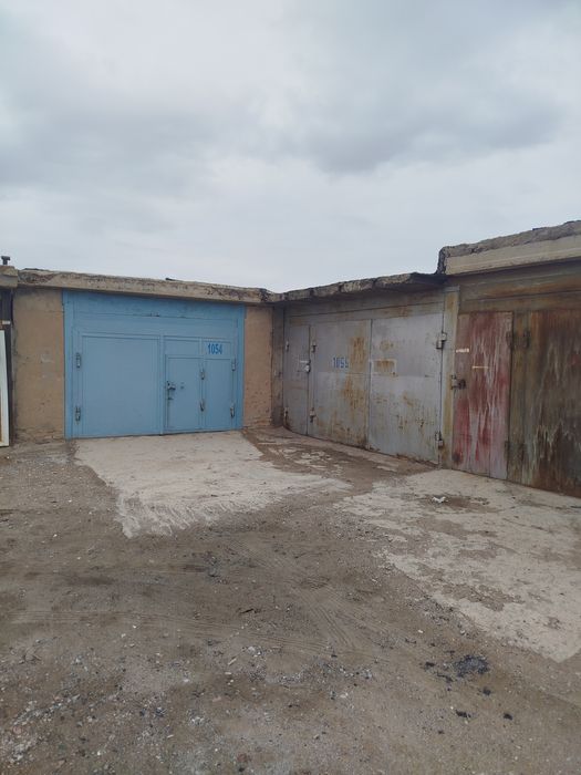 Гараж сотилади Сто Вазда