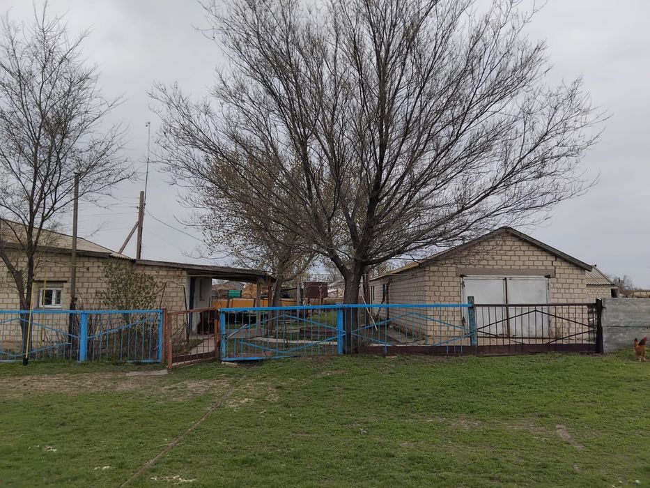 Продается дом в поселке