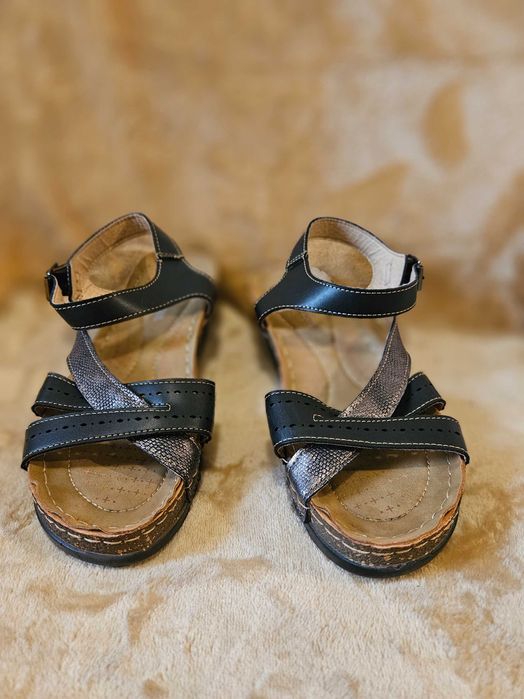 Sandale Clara Barson 39