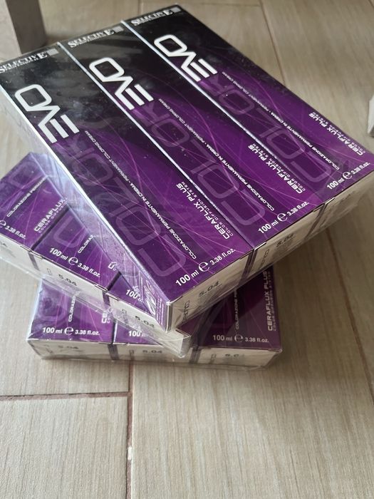 Vopsea  de par  profesionala 5.04(castaniu deschis natural)