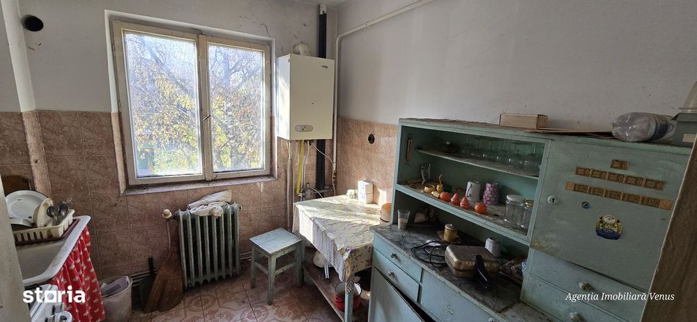 Apartament 3 camere la str.Primaverii