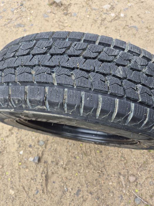 Продам диск с покрышкой r15