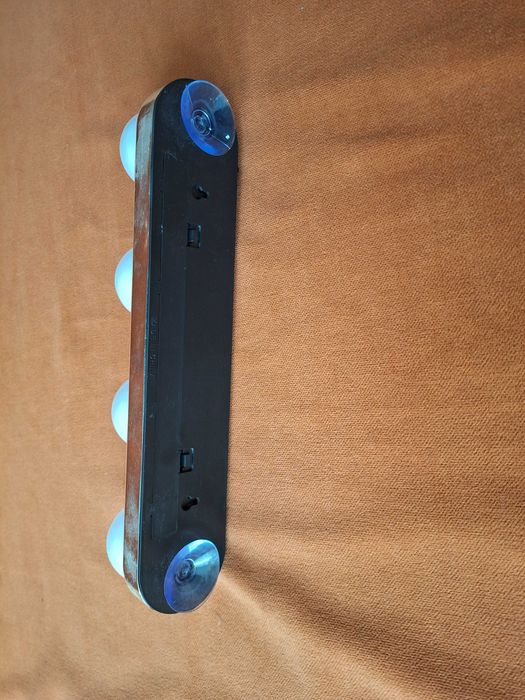 Lampa portabila pentru machiaj, 4 becuri LED, ventuze incluse, Urban Trends